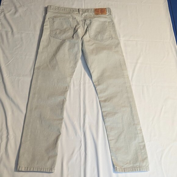 Levi's 508 Size 32x32 Straight Leg Light Khaki Color - Picture 2 of 15
